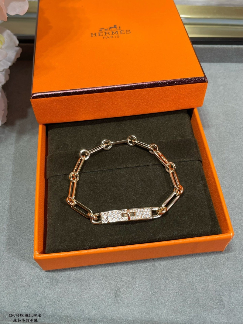 H**me5 bracelets
